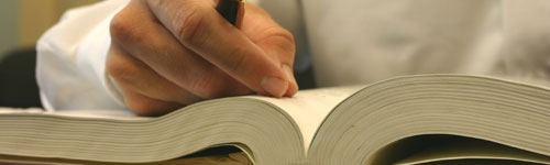 Bild: Ge&ouml;ffnetes Buch